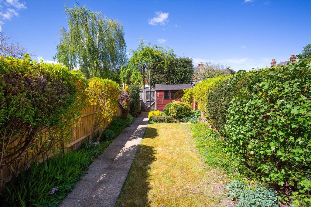 Property photo 2 of 14 Garden