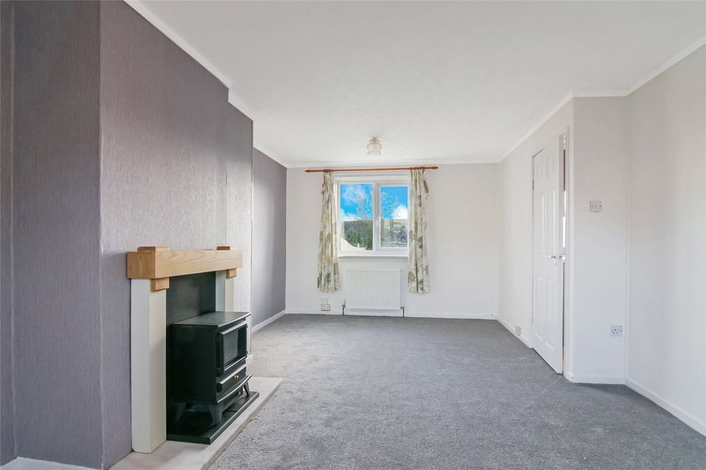 Property photo 2 of 16 Picture No. 15