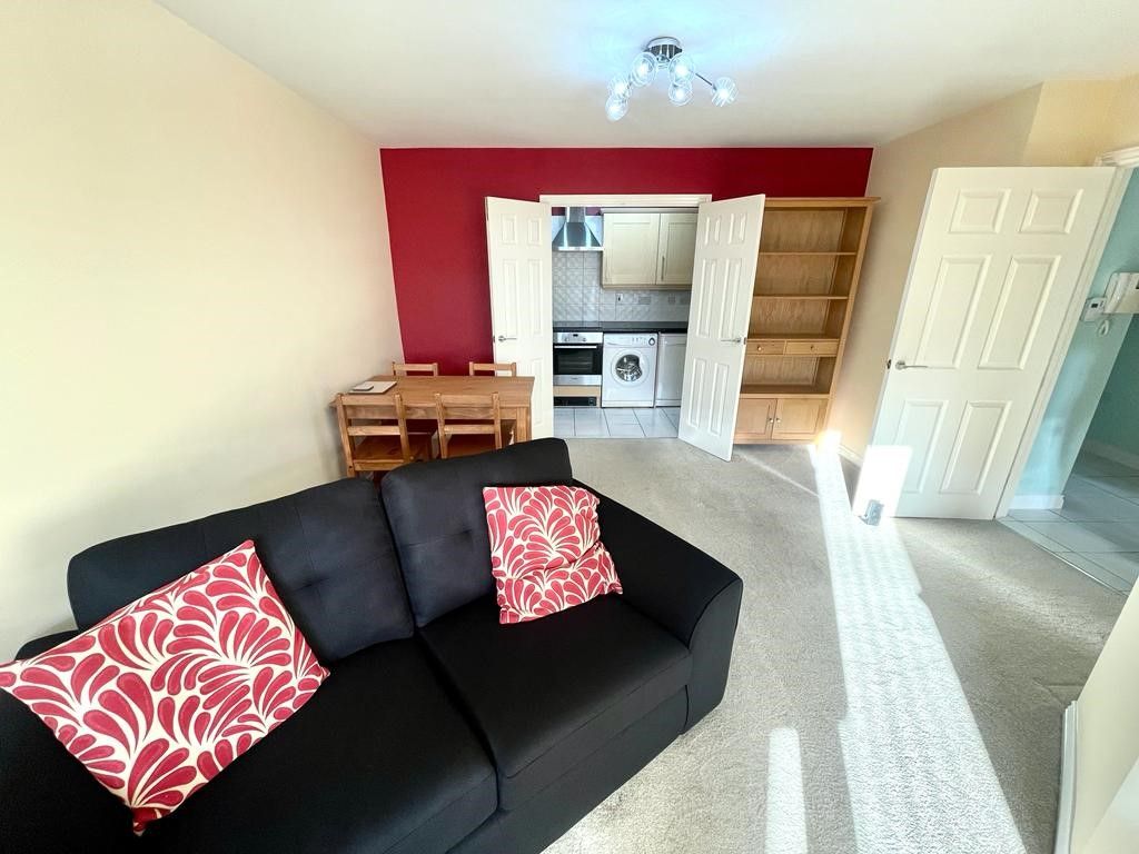 Property photo 2 of 13