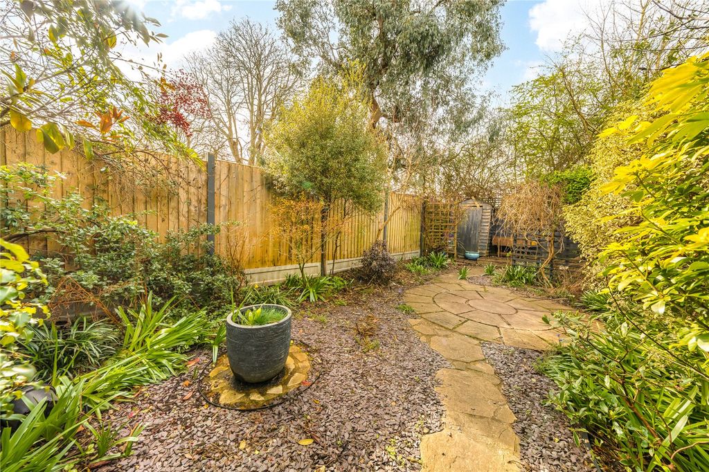 Property photo 2 of 11 Picture No. 07