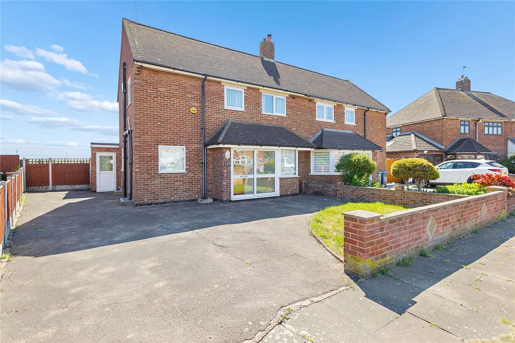 Property photo 1 of 18 Front