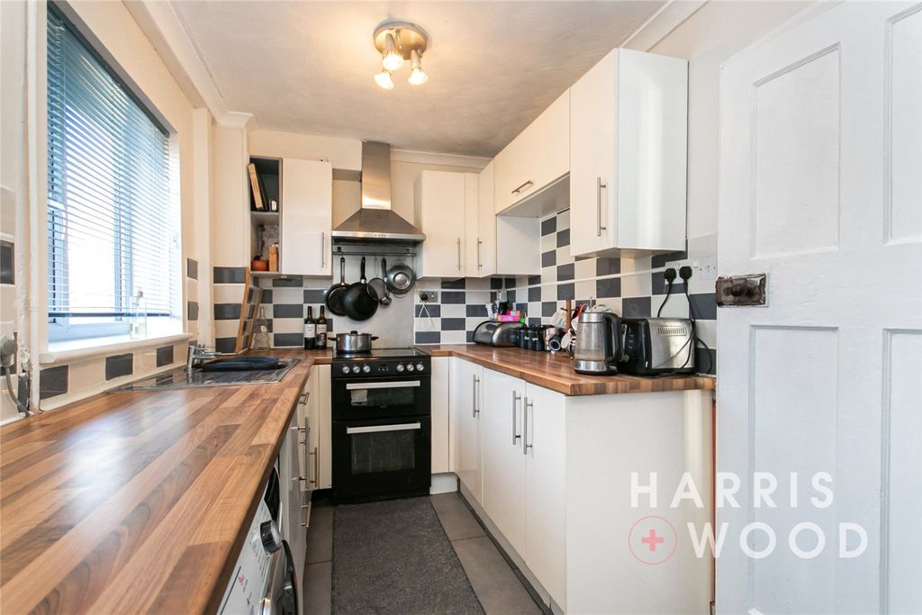 Property photo 2 of 21 3917162