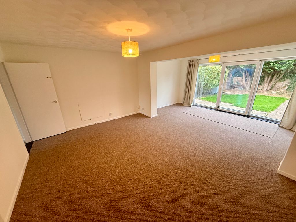 Property photo 3 of 13 Image