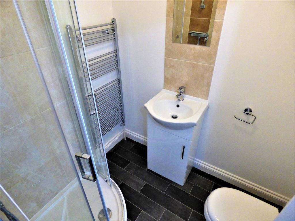 Property photo 3 of 5 P1020042.Jpg