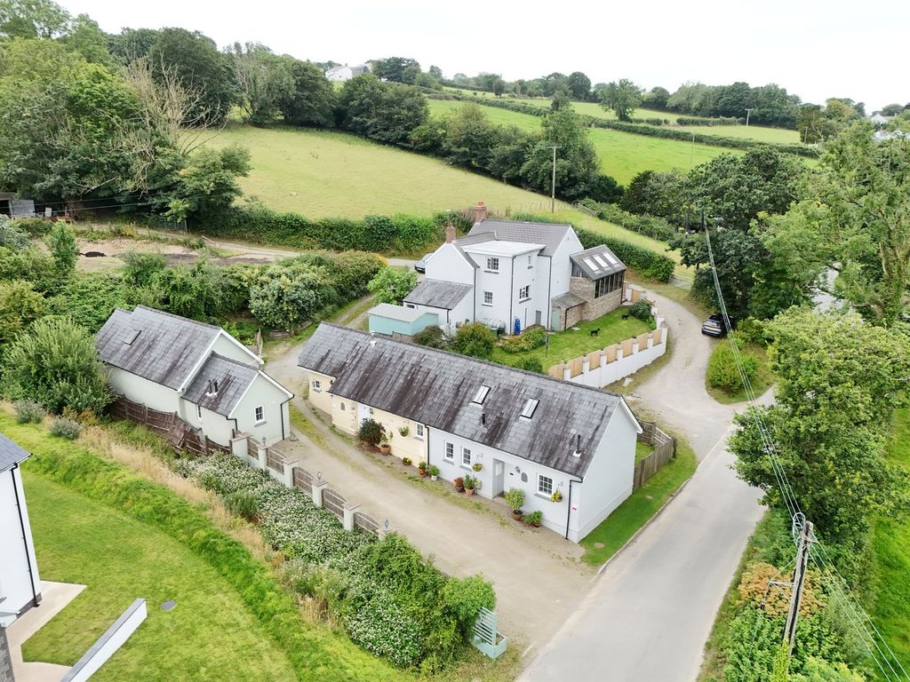 Property photo 1 of 84