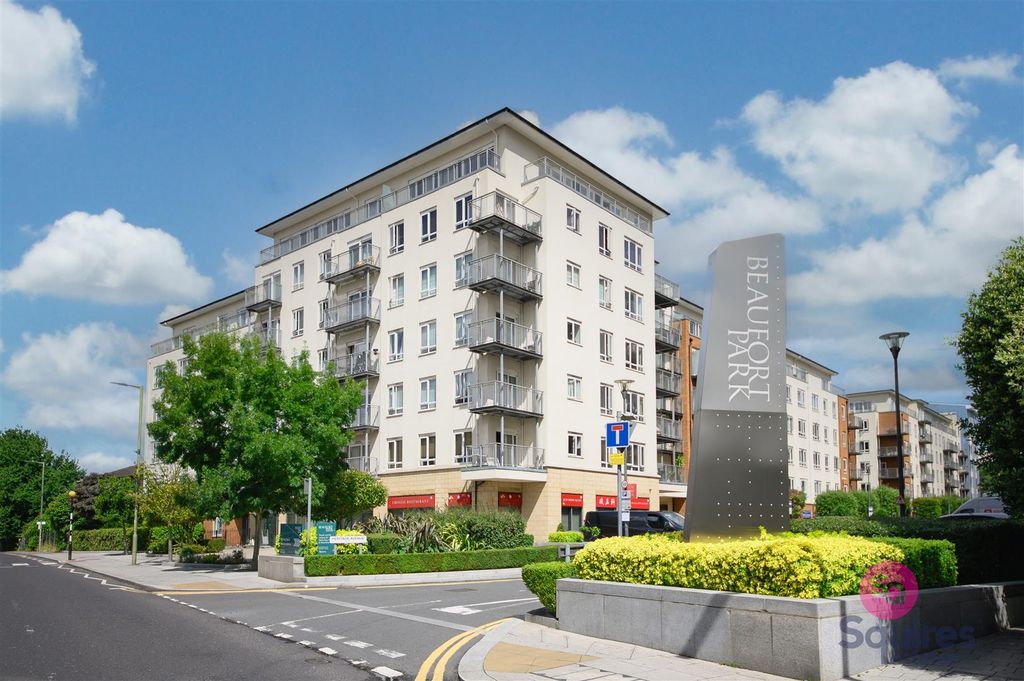 Property photo 1 of 10