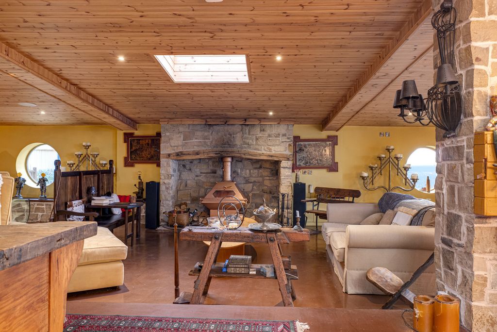 Additional image 20 of 6 bed property for saleAbnalls Farm, Cross In Hand Lane, Lichfield WS13