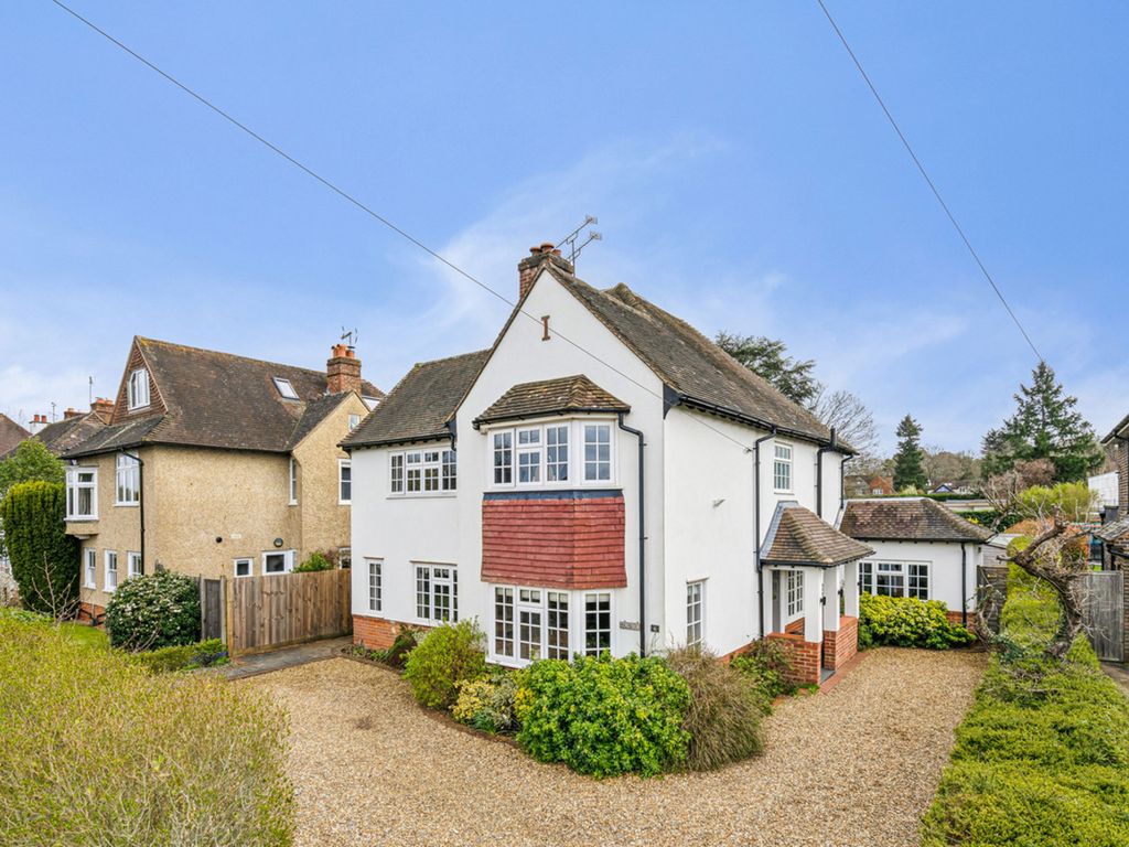 Property photo 2 of 16