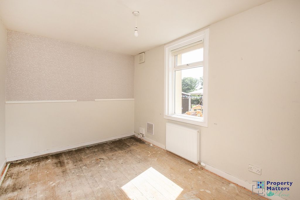 Additional image 6 of 2 bed flat for saleGreenhill Terrace, Knockentiber KA2