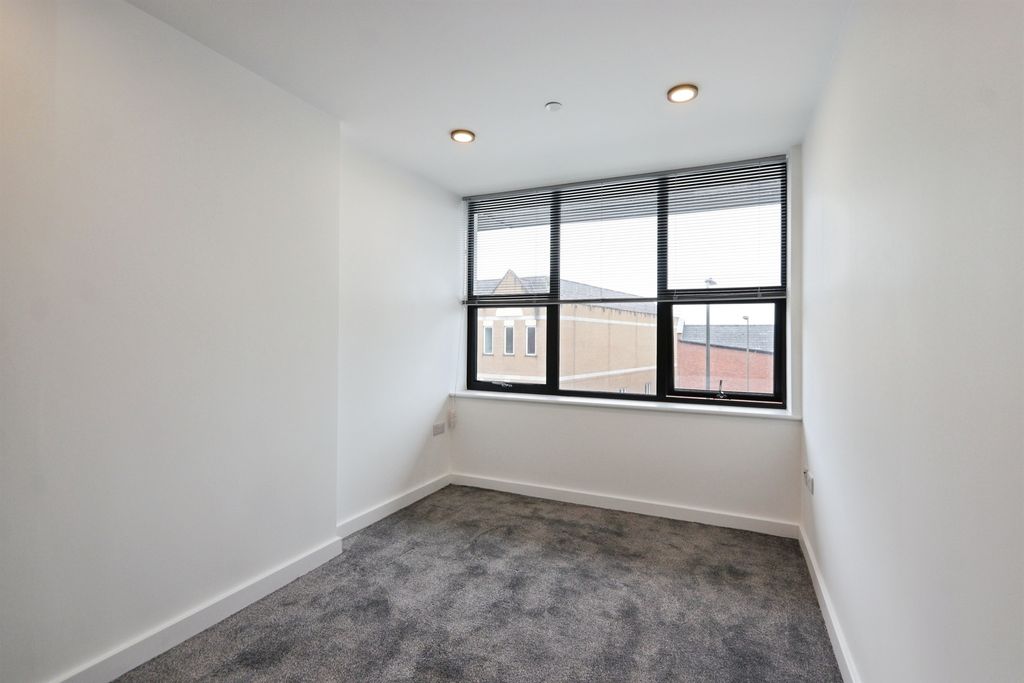 Additional image 4 of 1 bed flat for saleBurlington Street, Chesterfield S40