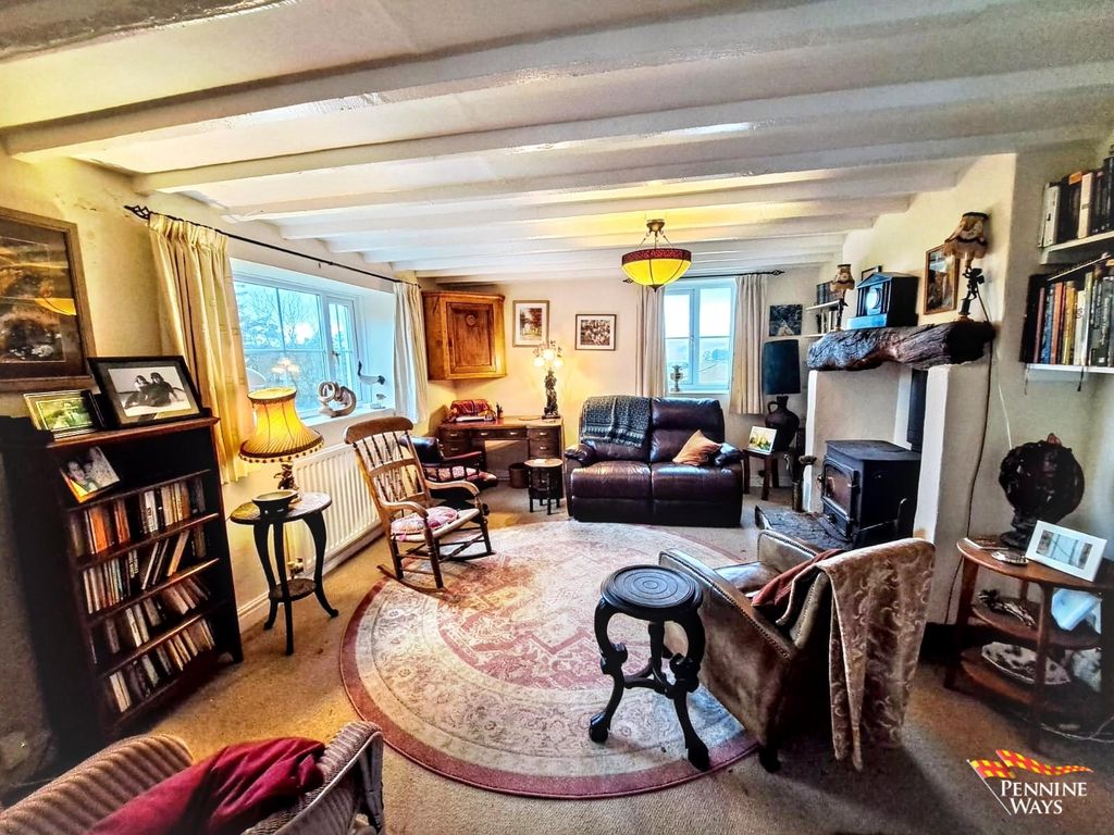 Property photo 3 of 40