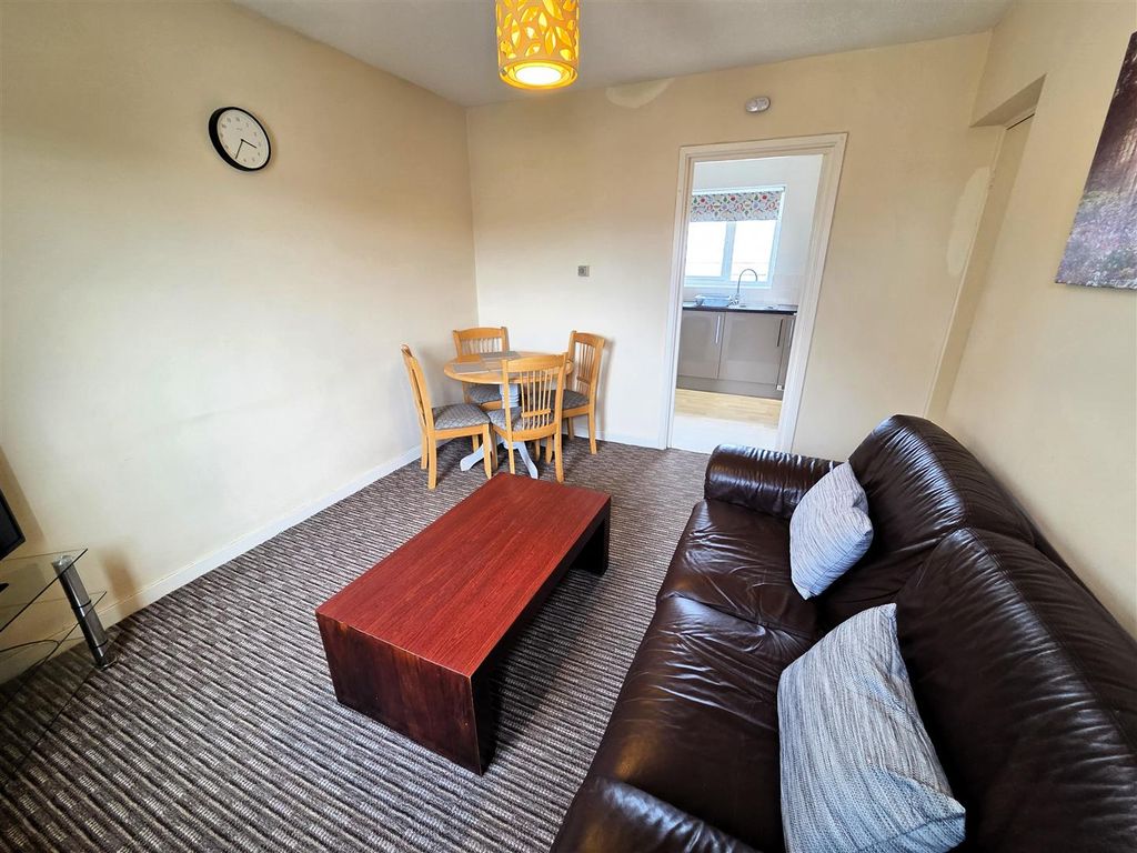 Property photo 3 of 9 Lounge 1.Jpg