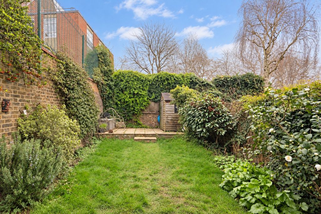 Property photo 3 of 23