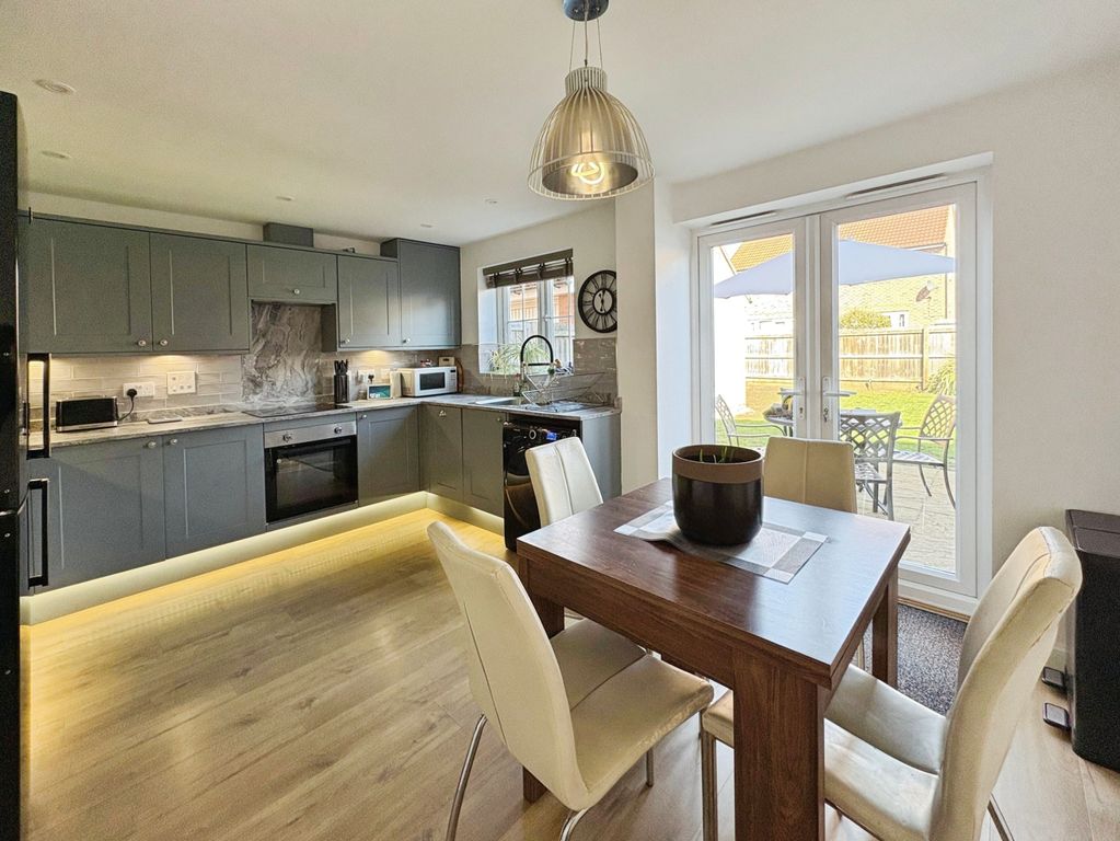 Property photo 3 of 17 94A20Ec9-Img_9269