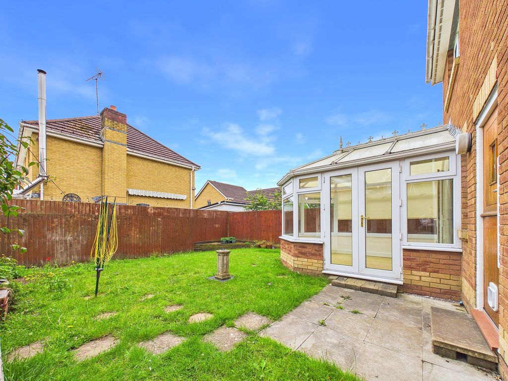 Property photo 3 of 23