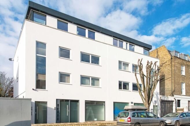 Property photo 1 of 8 73935_Cam180096_Img_01_0001_Max_656x437.Jpeg