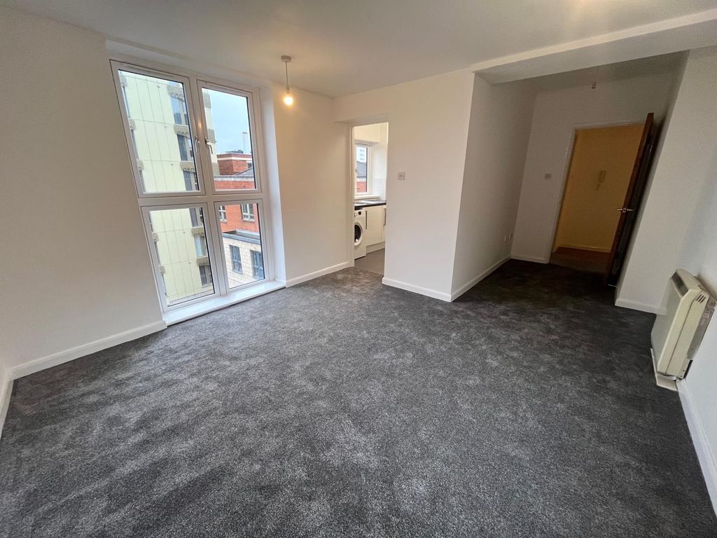 Property photo 2 of 8 Image