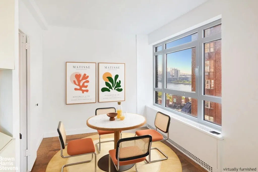 Property photo 3 of 13 <Alttext/>