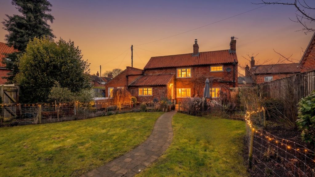 Property photo 1 of 33