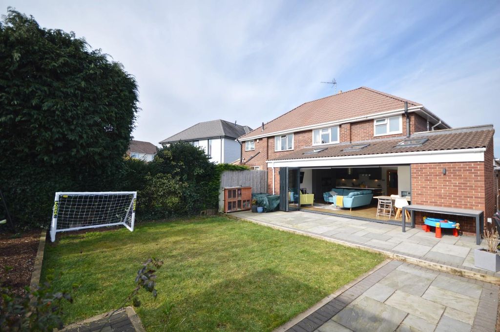 Property photo 2 of 21 Outside