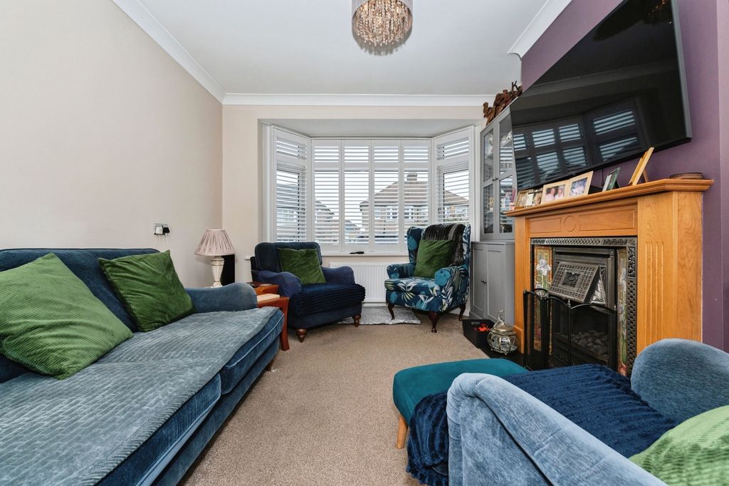 Property photo 2 of 17 Pbox-Img.Jpg