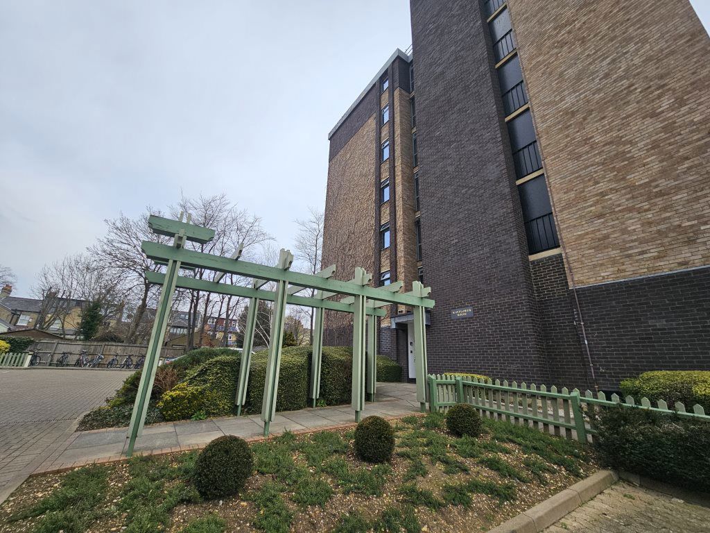 Property photo 1 of 7
