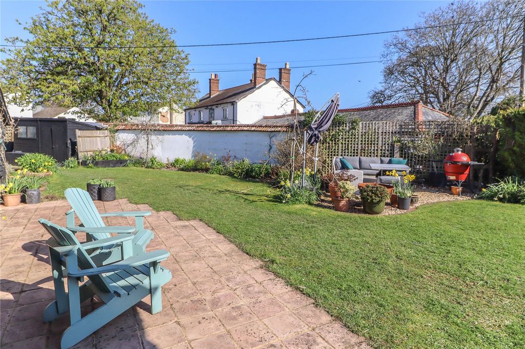 Property photo 3 of 27 Picture No. 04