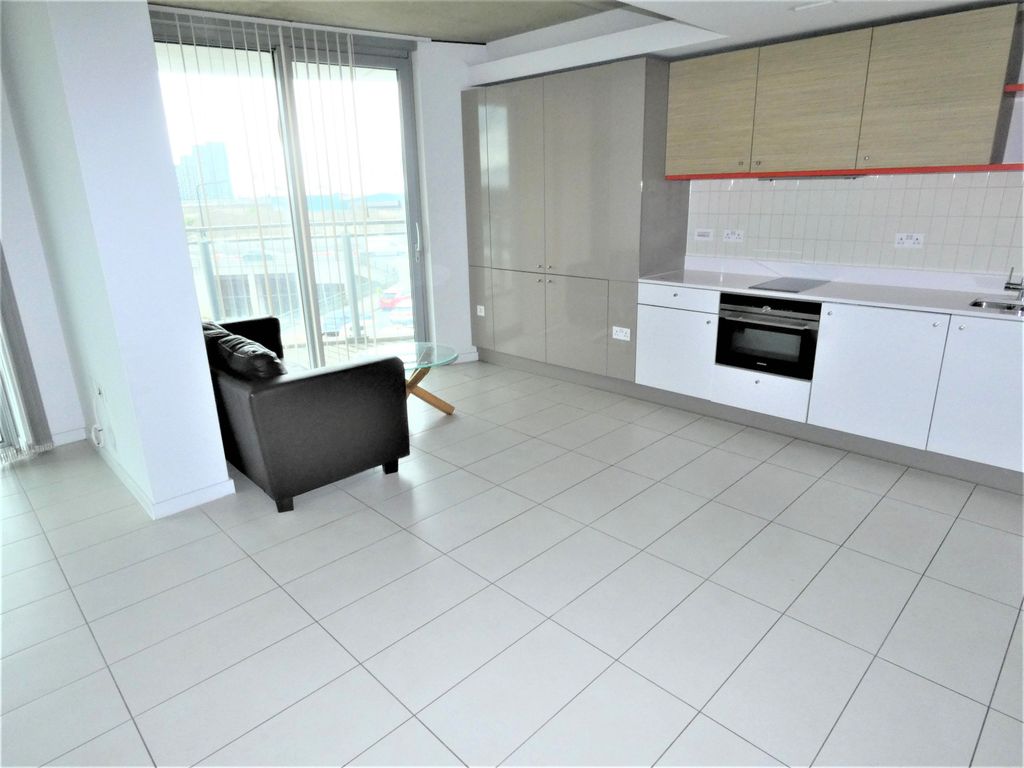 Property photo 2 of 24