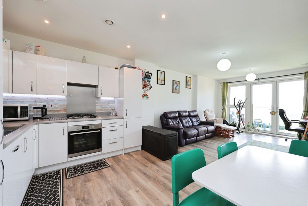 Property photo 2 of 15 Open Plan Living