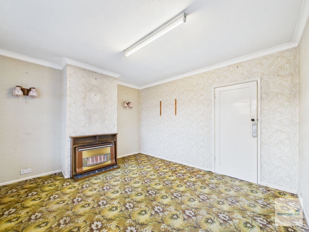 Property photo 3 of 15 Cam03394G0-Pr0401-Still001