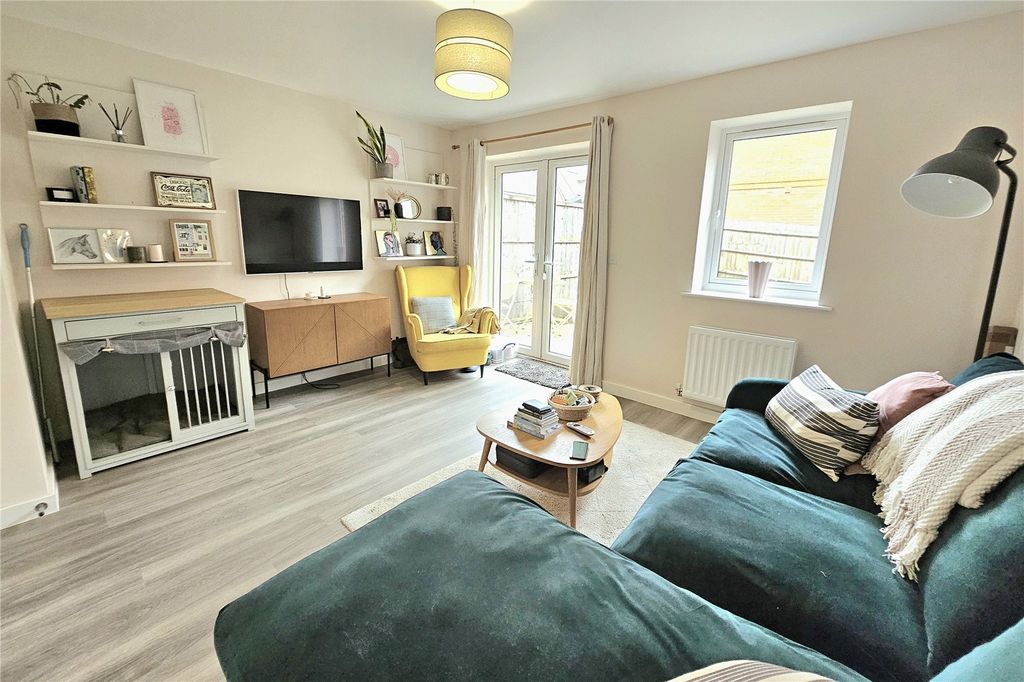 Property photo 2 of 13 Picture No. 03