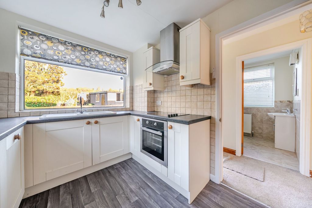 Property photo 2 of 46