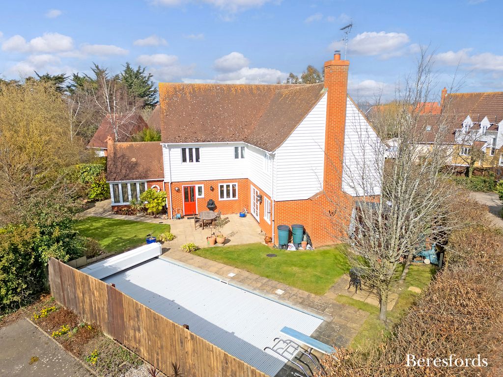 Property photo 2 of 42 Front