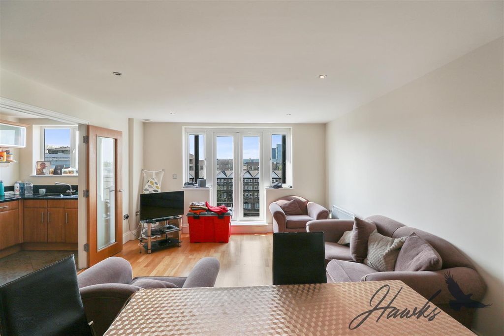 Property photo 3 of 10 12d274Ff-Ddba-407A-885E-c00011Dec6B2Lehbf - 43 Oak