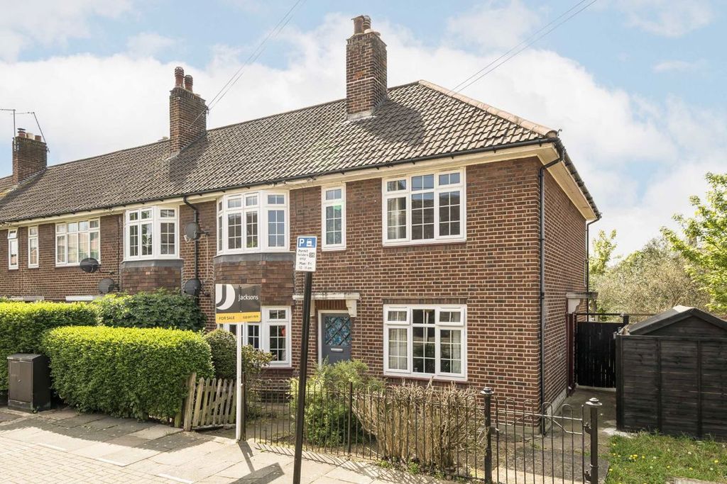 Property photo 1 of 6