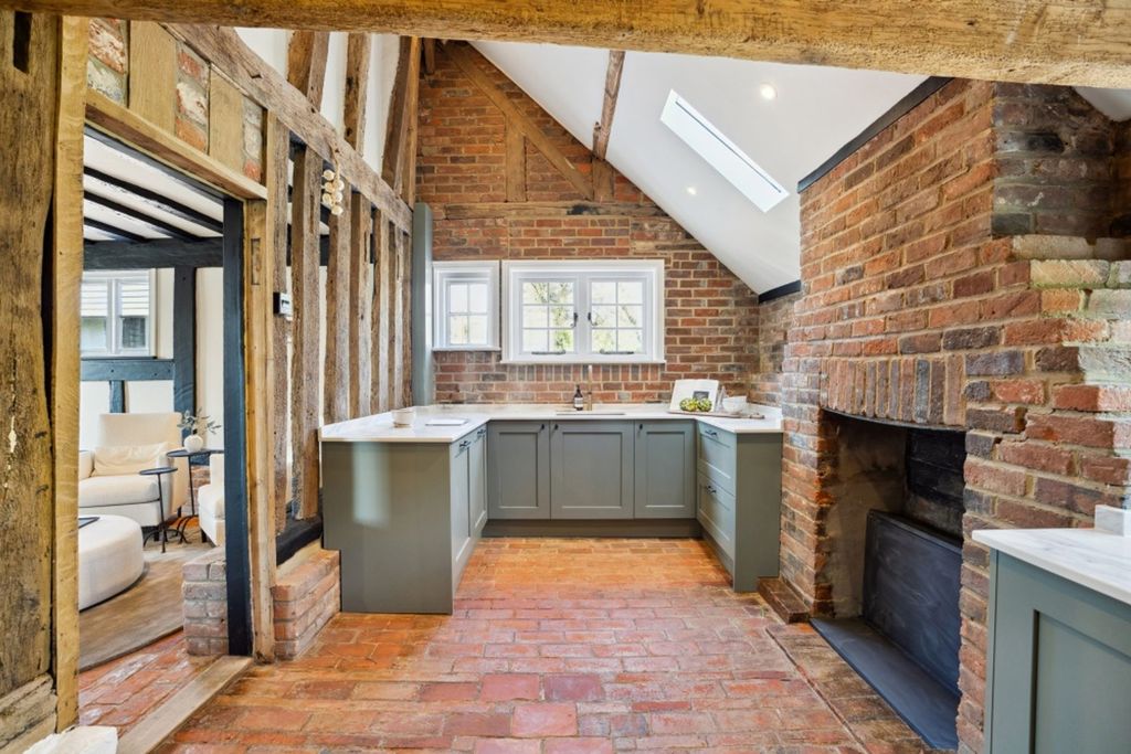 Property photo 2 of 26 Kitchen