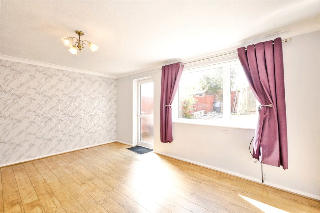 Property photo 3 of 19 Picture No. 10