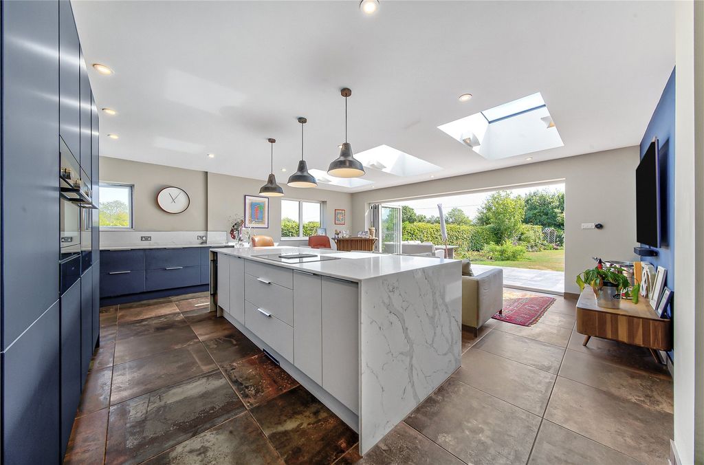 Property photo 3 of 44 Kitchen
