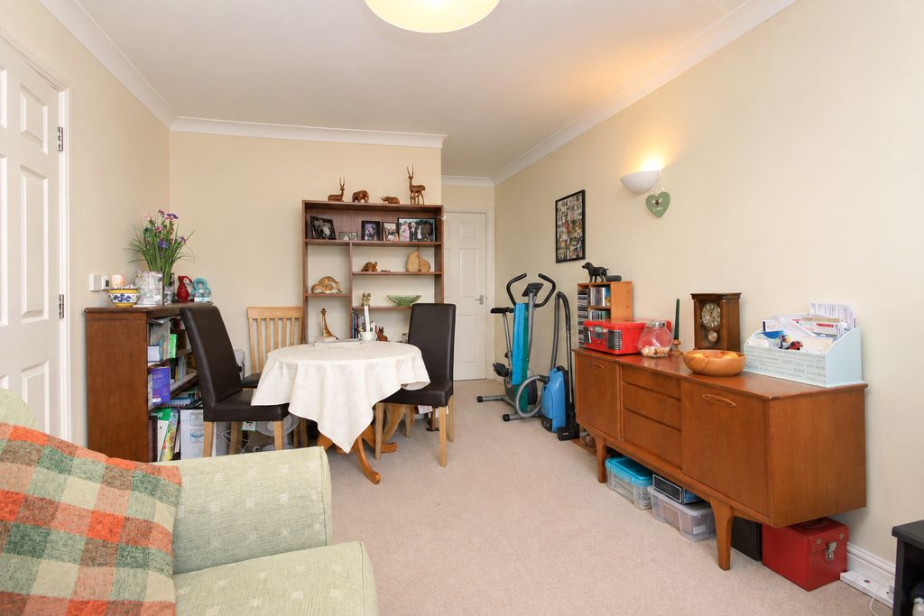 Property photo 3 of 7