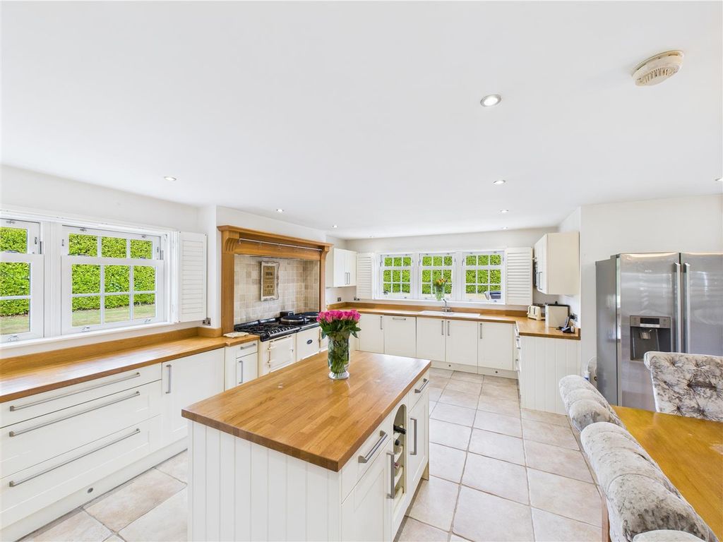 Property photo 2 of 20 19394026_233566433.Jpg