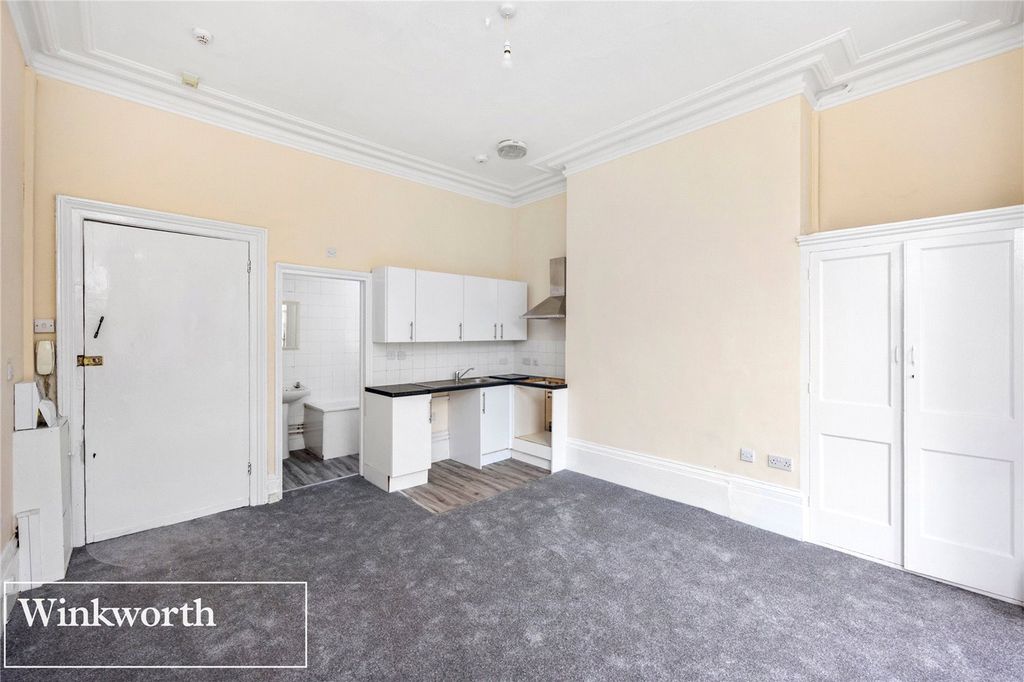 Property photo 3 of 8 Picture No. 02