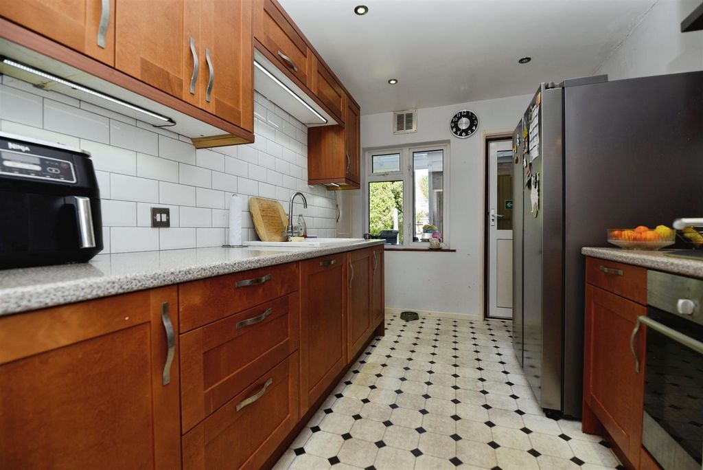 Property photo 3 of 15 Kitchen Main.Jpg