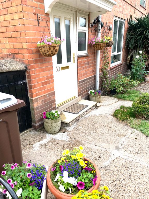 Property photo 1 of 17