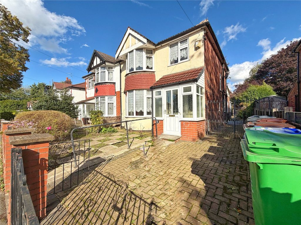 Property photo 1 of 24 Picture No. 08