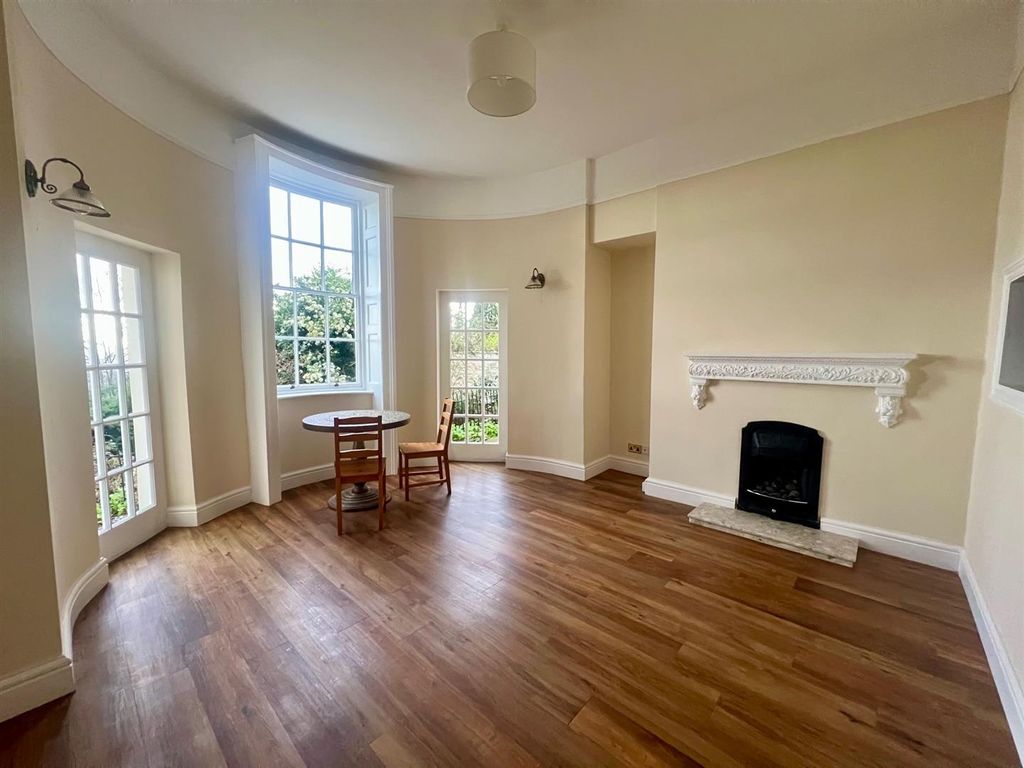 Property photo 2 of 14 Living Room.Jpg