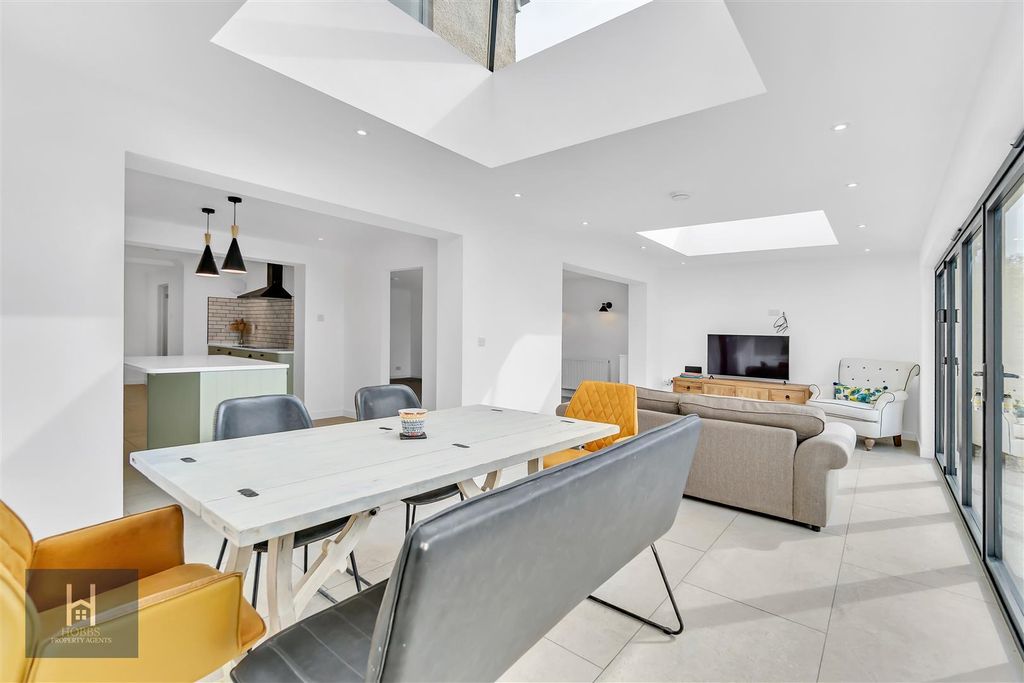 Property photo 2 of 31 Dsc03196.Jpg