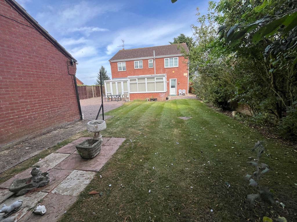 Property photo 3 of 19