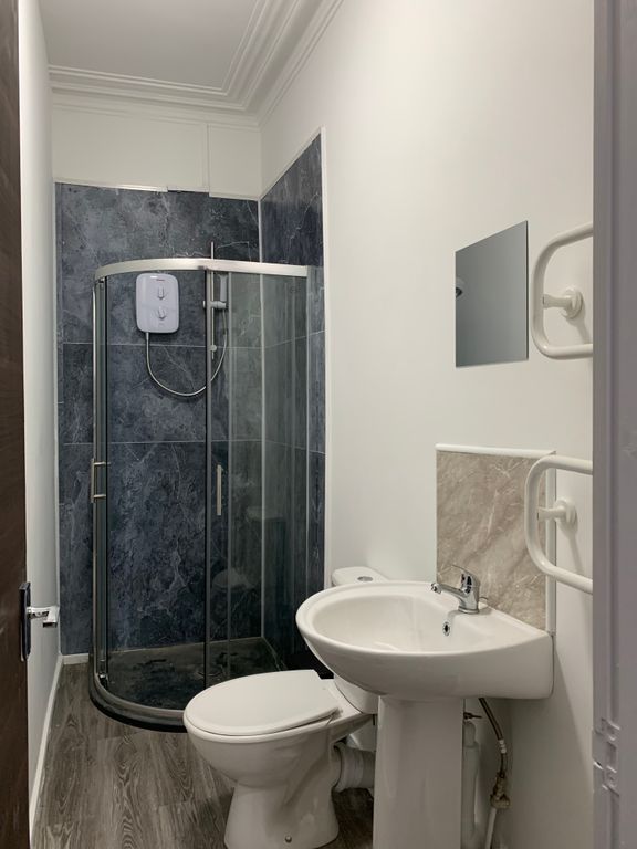 Property photo 1 of 4