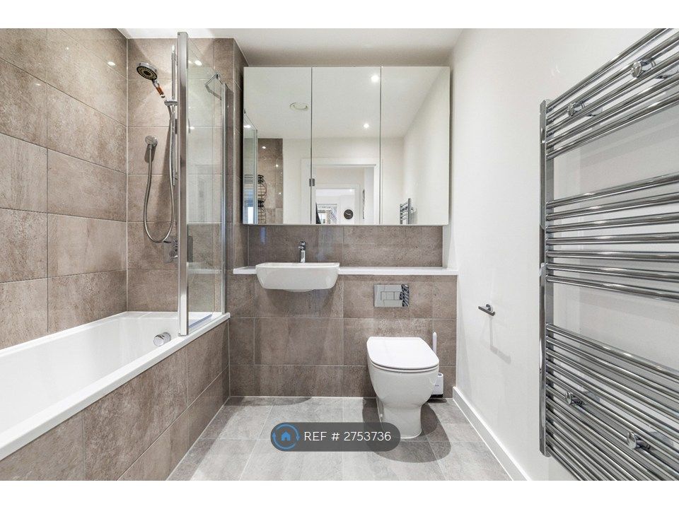 Property photo 3 of 24