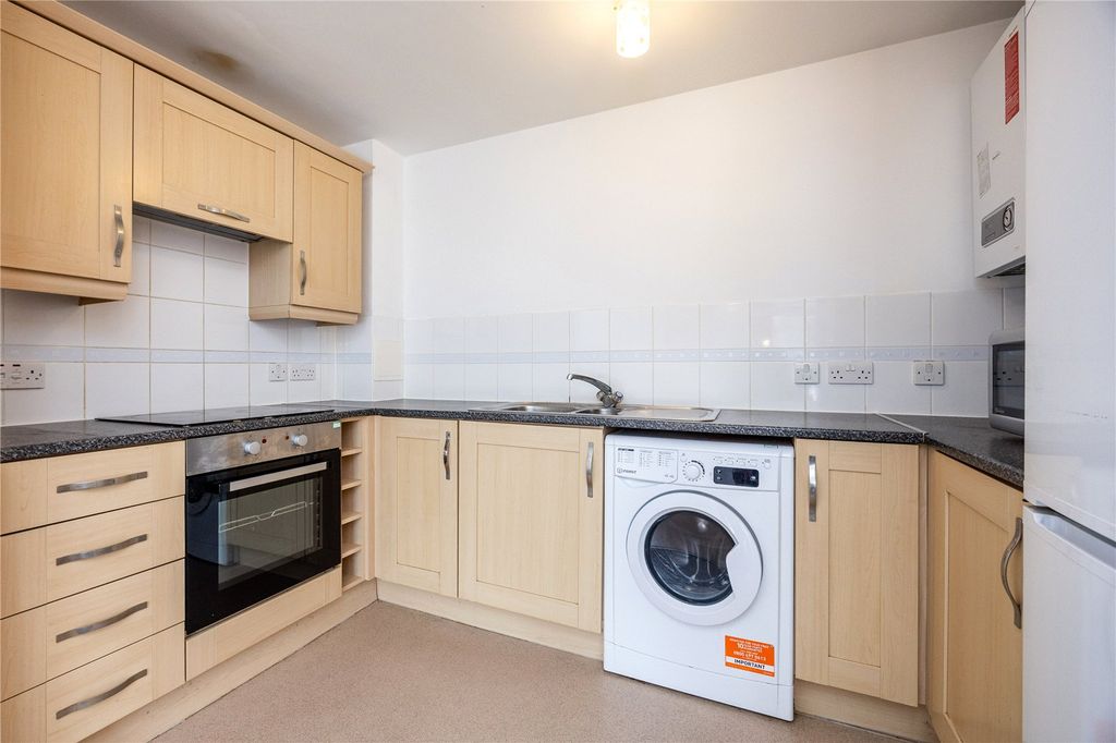 Property photo 3 of 11 Picture No. 20